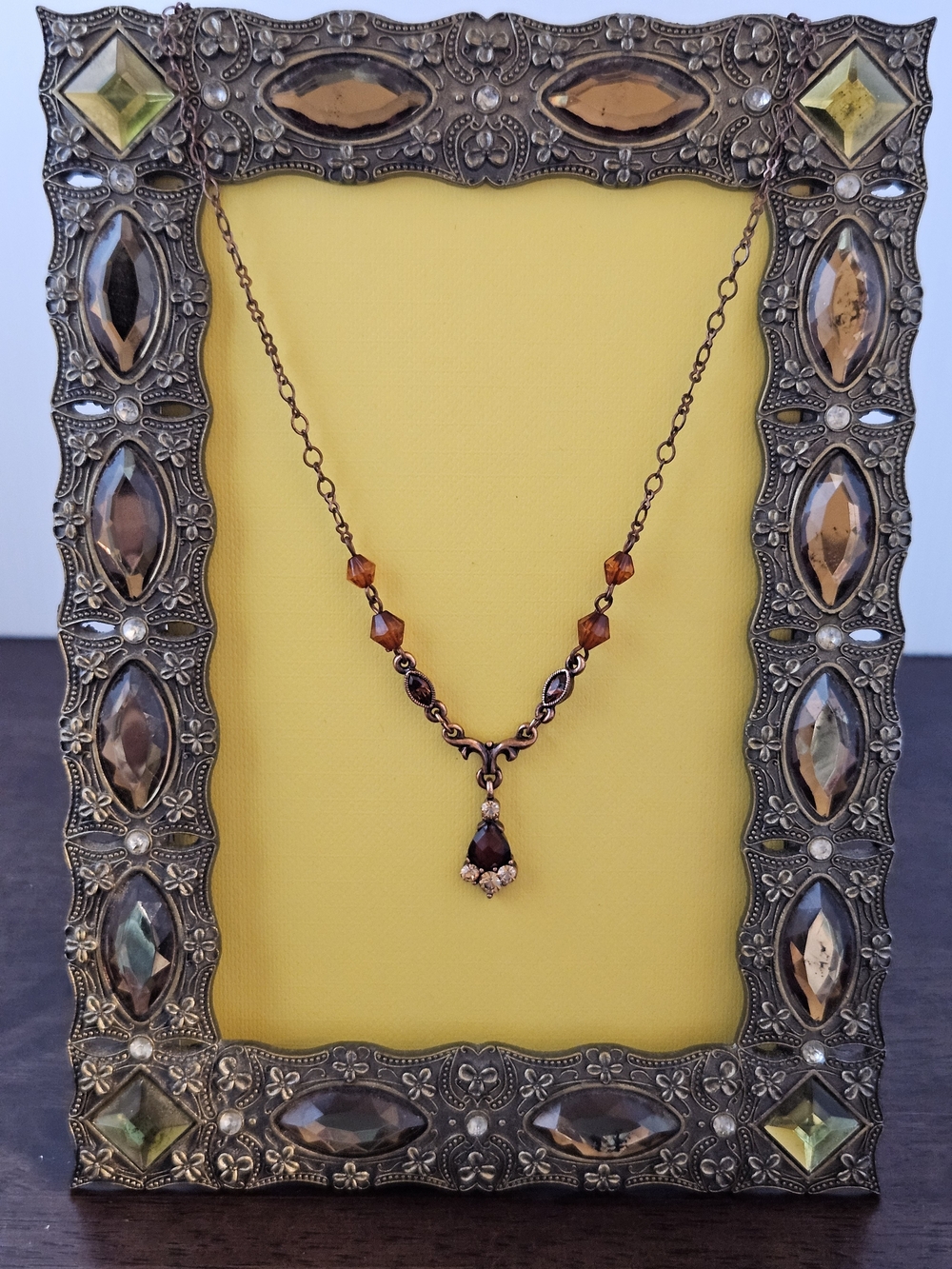 1928 Amber Brown Teardrop Pendant Necklace Vintage